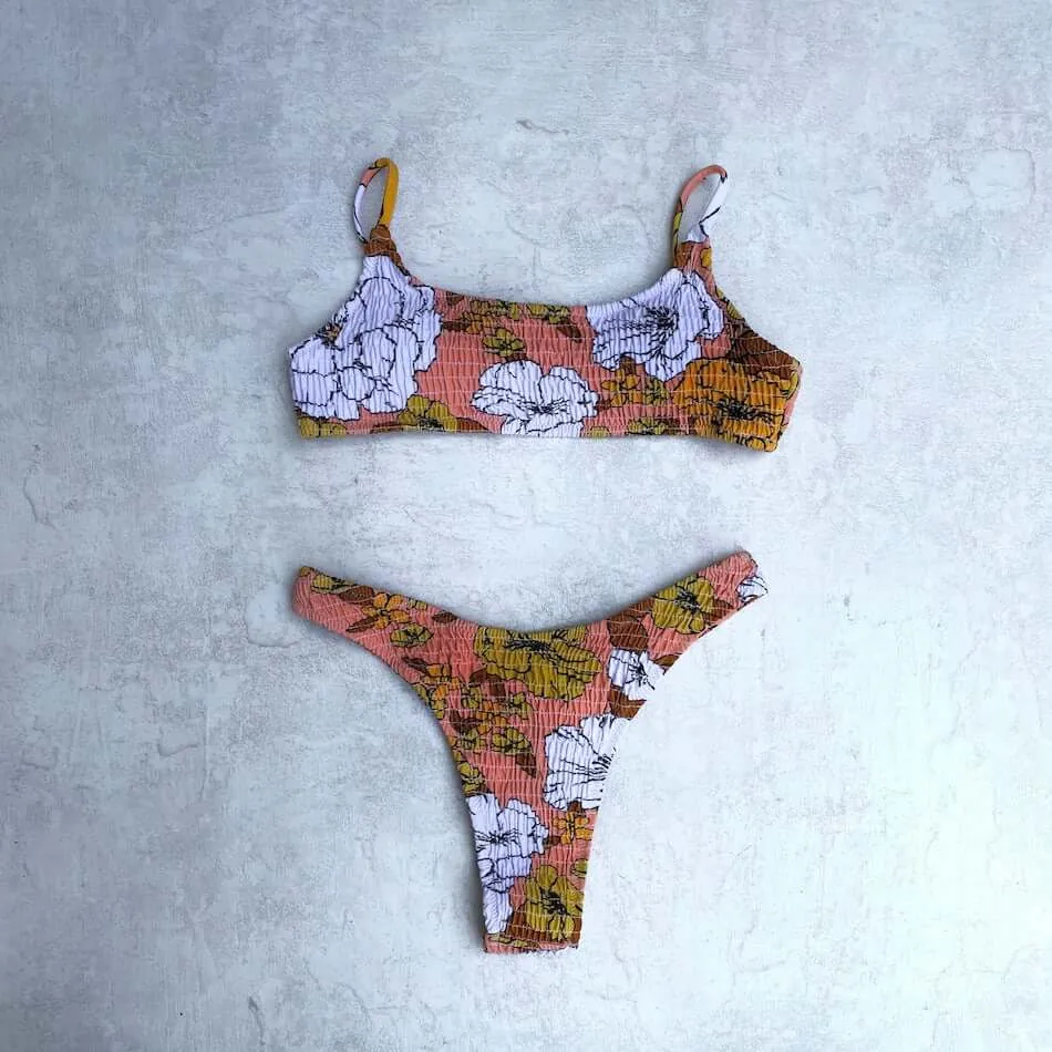 'Alissa' set