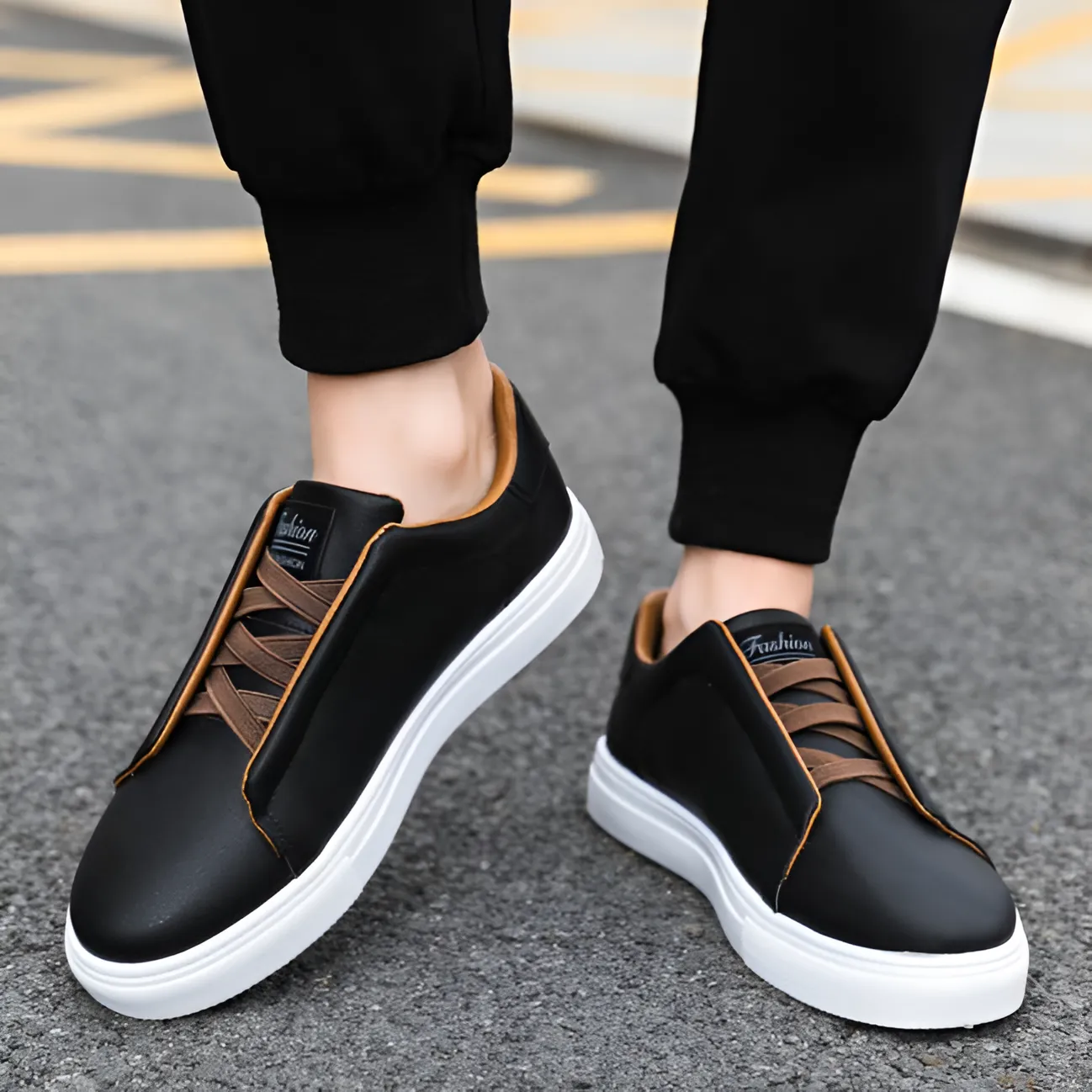 Bernardo - Chic Sneakers