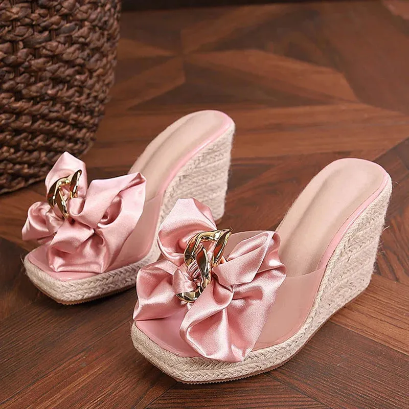 Fashion Pink metal detail-knot wedge Sandals