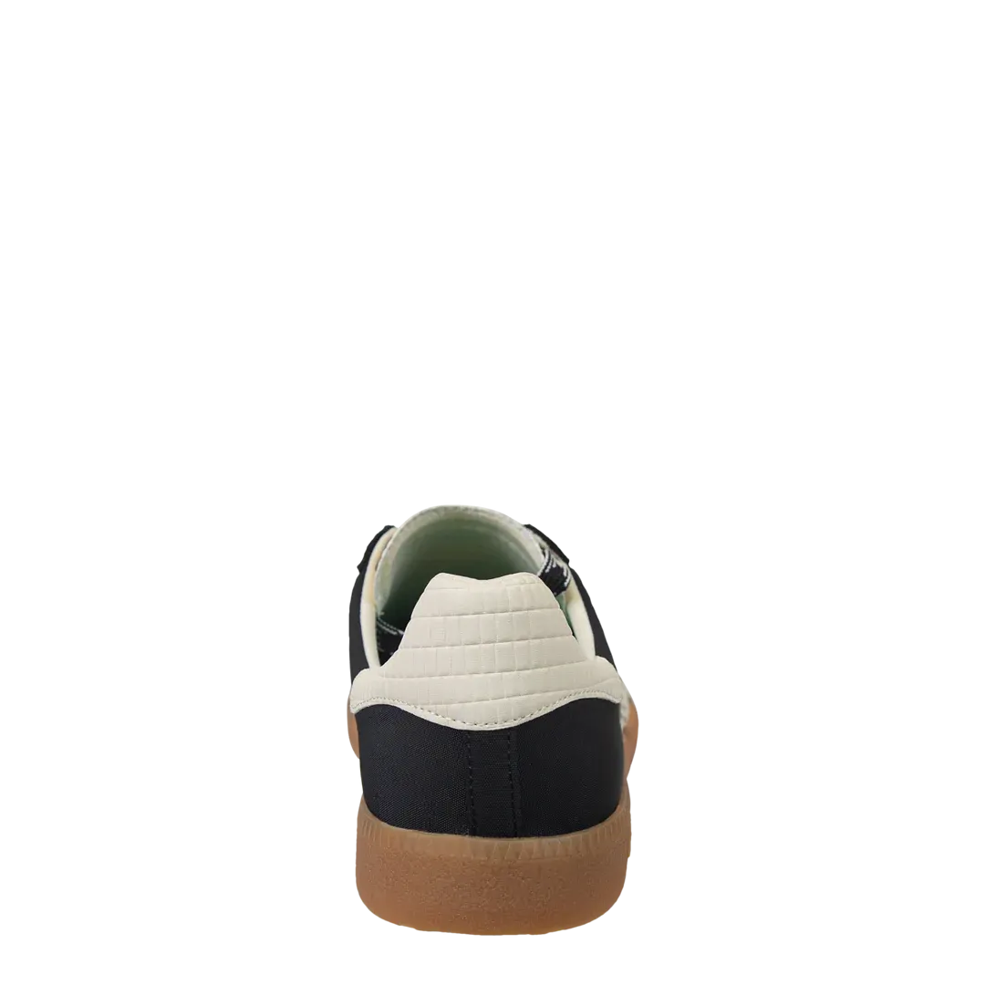 Ghost Sneaker - Black