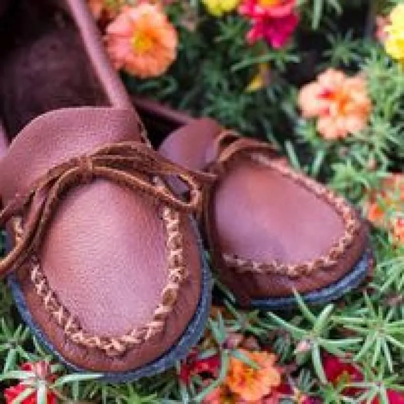 Hides in Hand Ladies Crepe Sole Buffalo Hide Moccasin