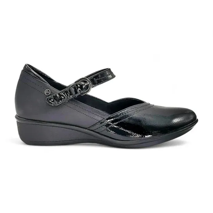Narita Mary Jane Shoe in Black Patent