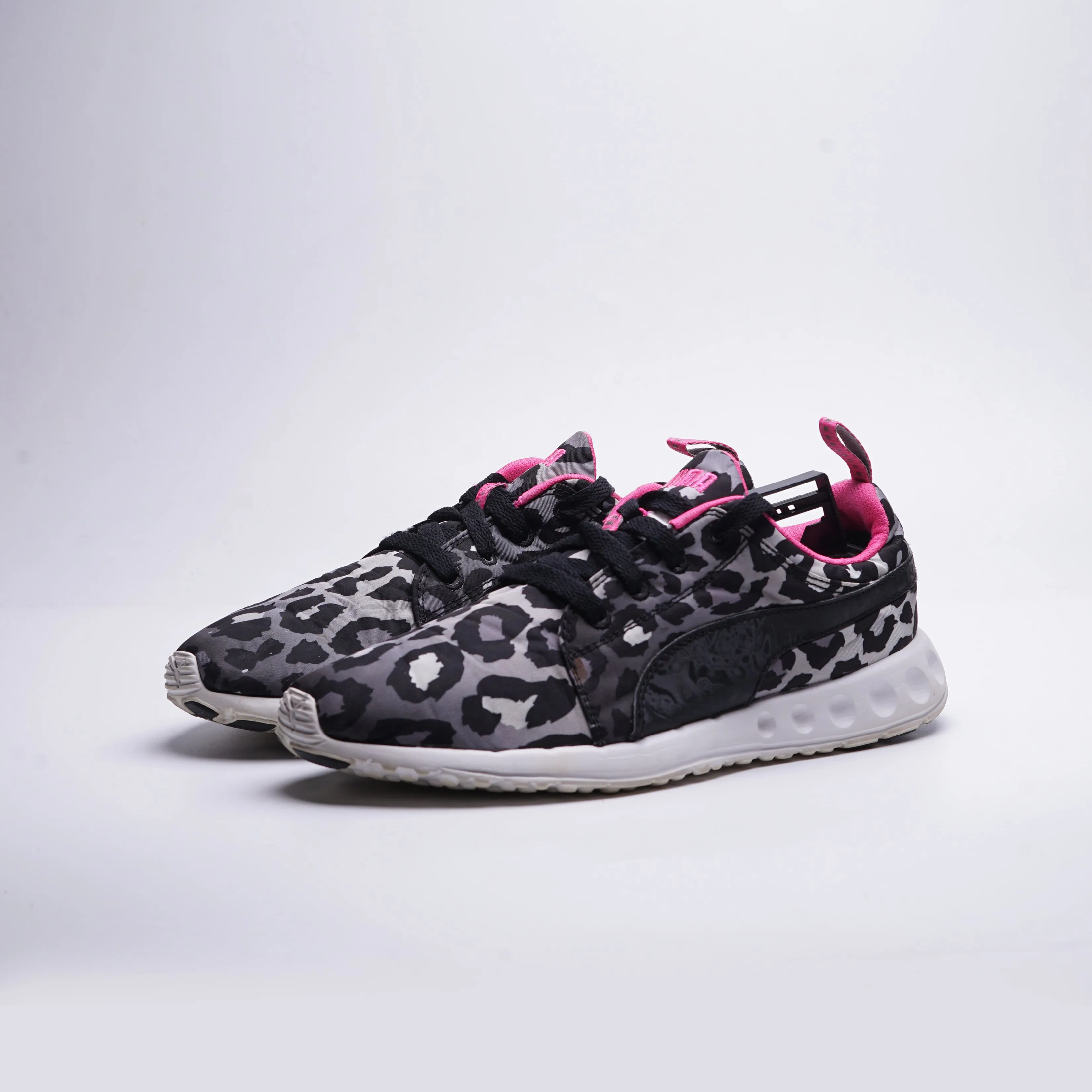 Puma Love Athletic Women Runner