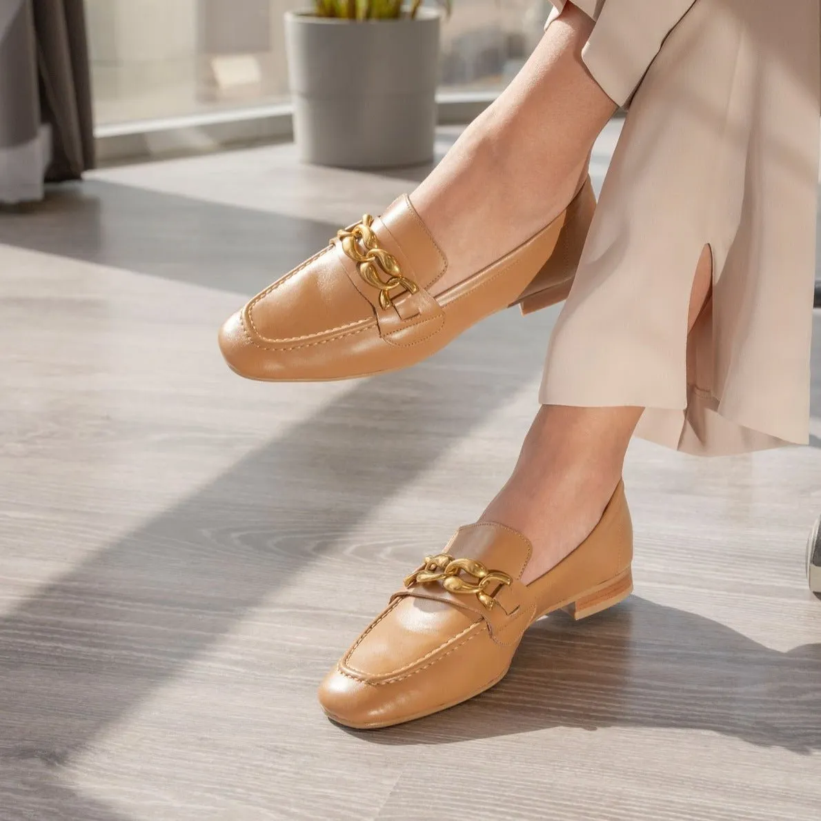 Rama brown loafer