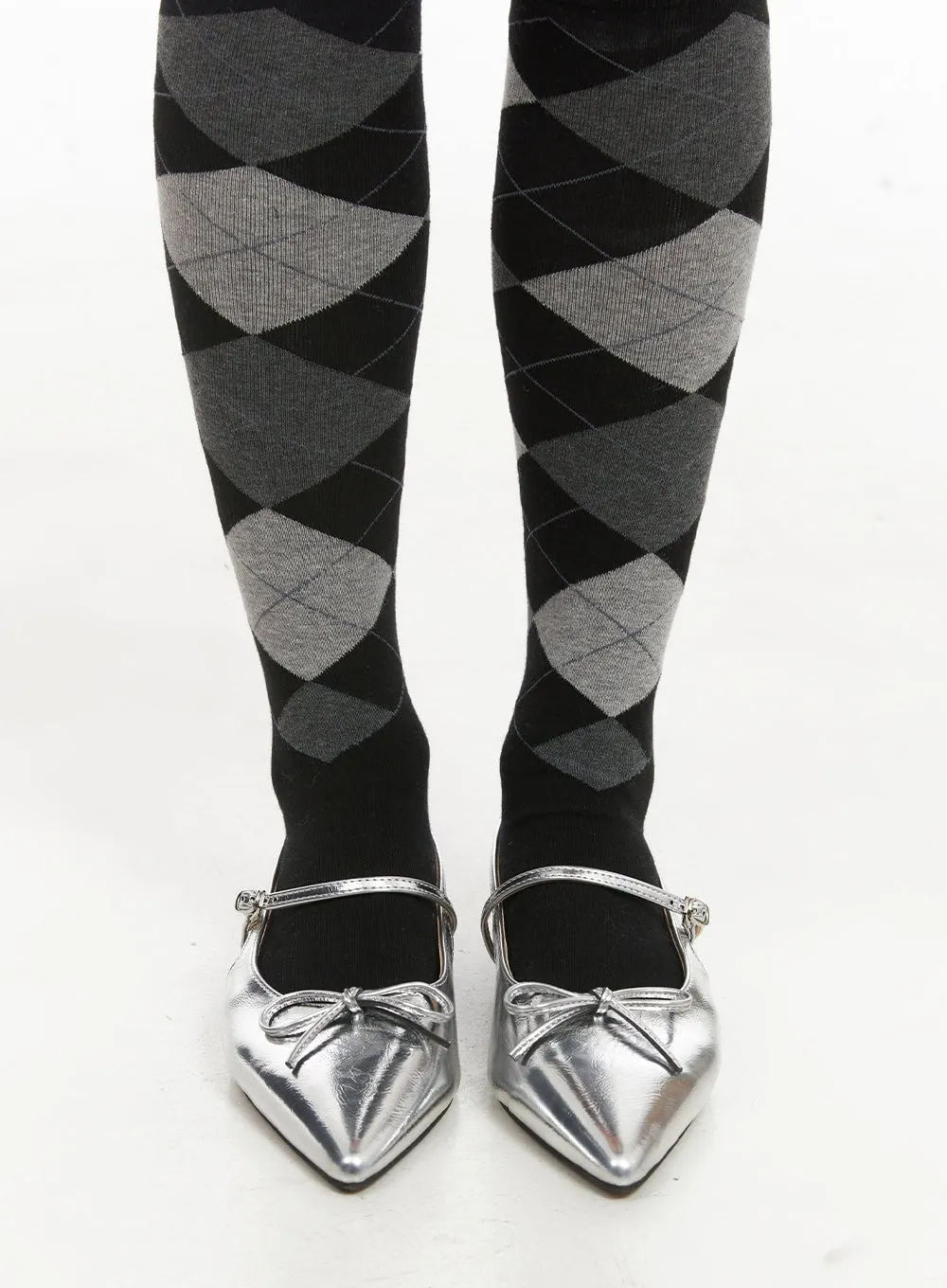 Ribbon Glossy Strapped Flats IJ530