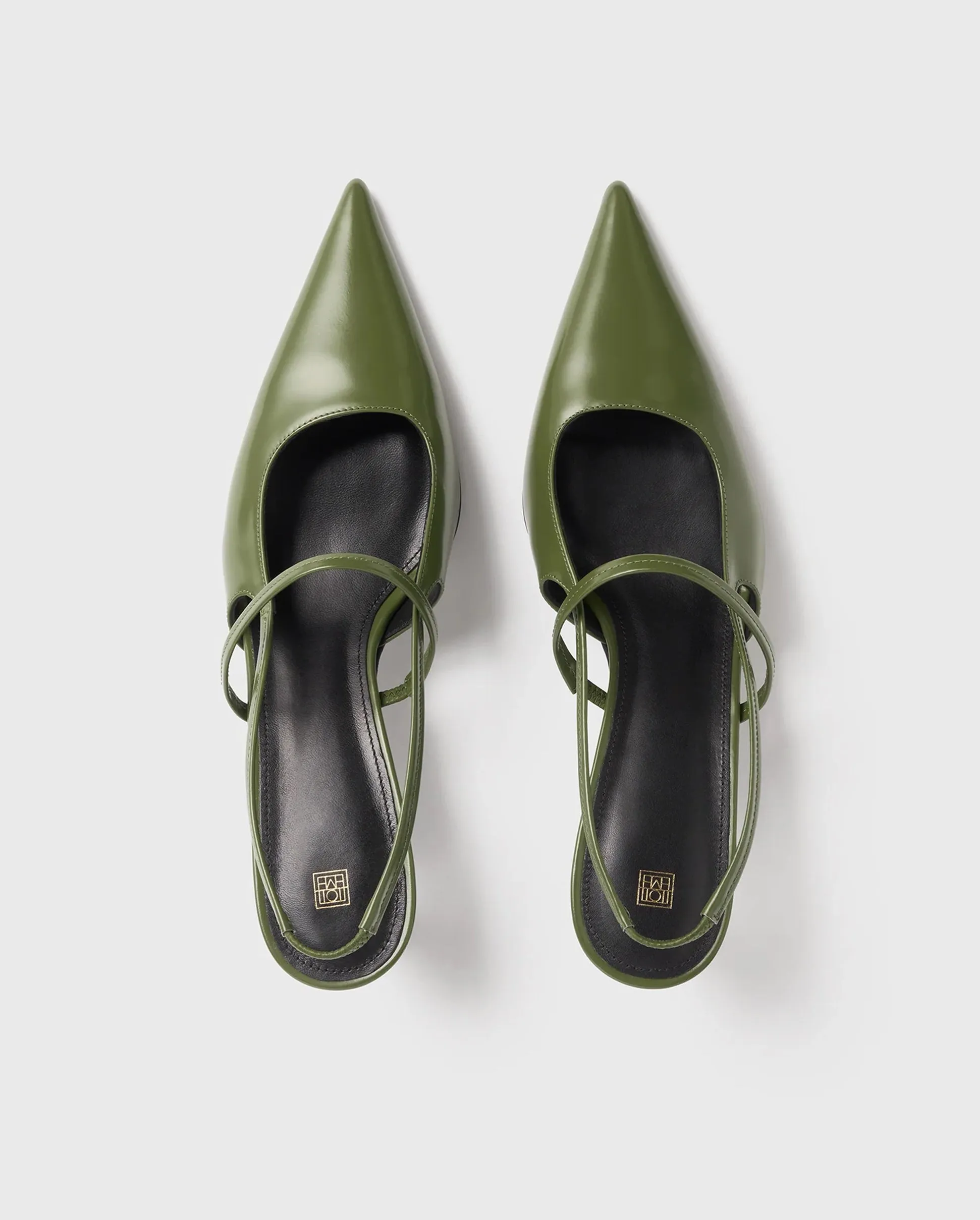 THE SHARP SLINGBACK / LAUREL