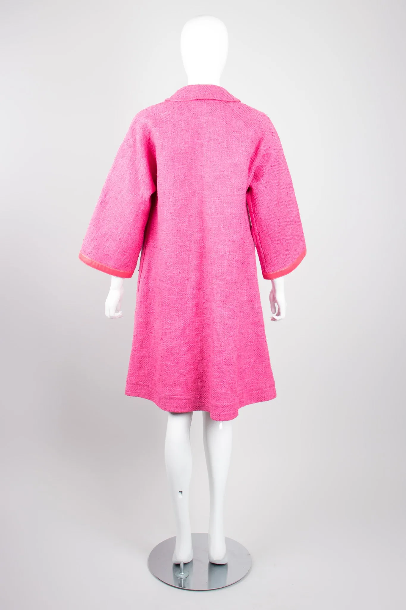 Turnlock Swing Coat